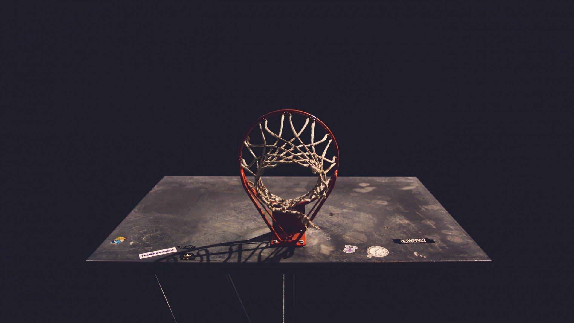 斯卢茨基赛前放话，准备已就绪，对决堪称五五之局