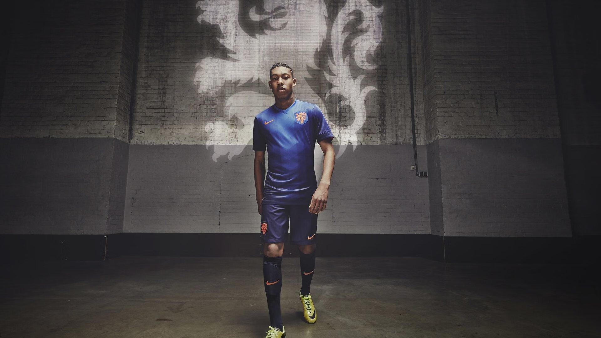 大博阿滕语出惊人,若赴巴萨需梅西首肯,直言更欣赏C罗风格